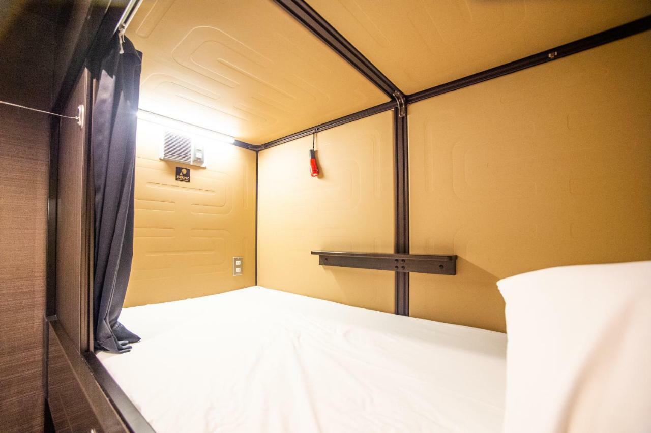 Capsule Hotel هاكوداته المظهر الخارجي الصورة